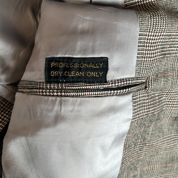 J. Press Custom glenplaid Grey Suit 42R 36X34 - Picture 5 of 10